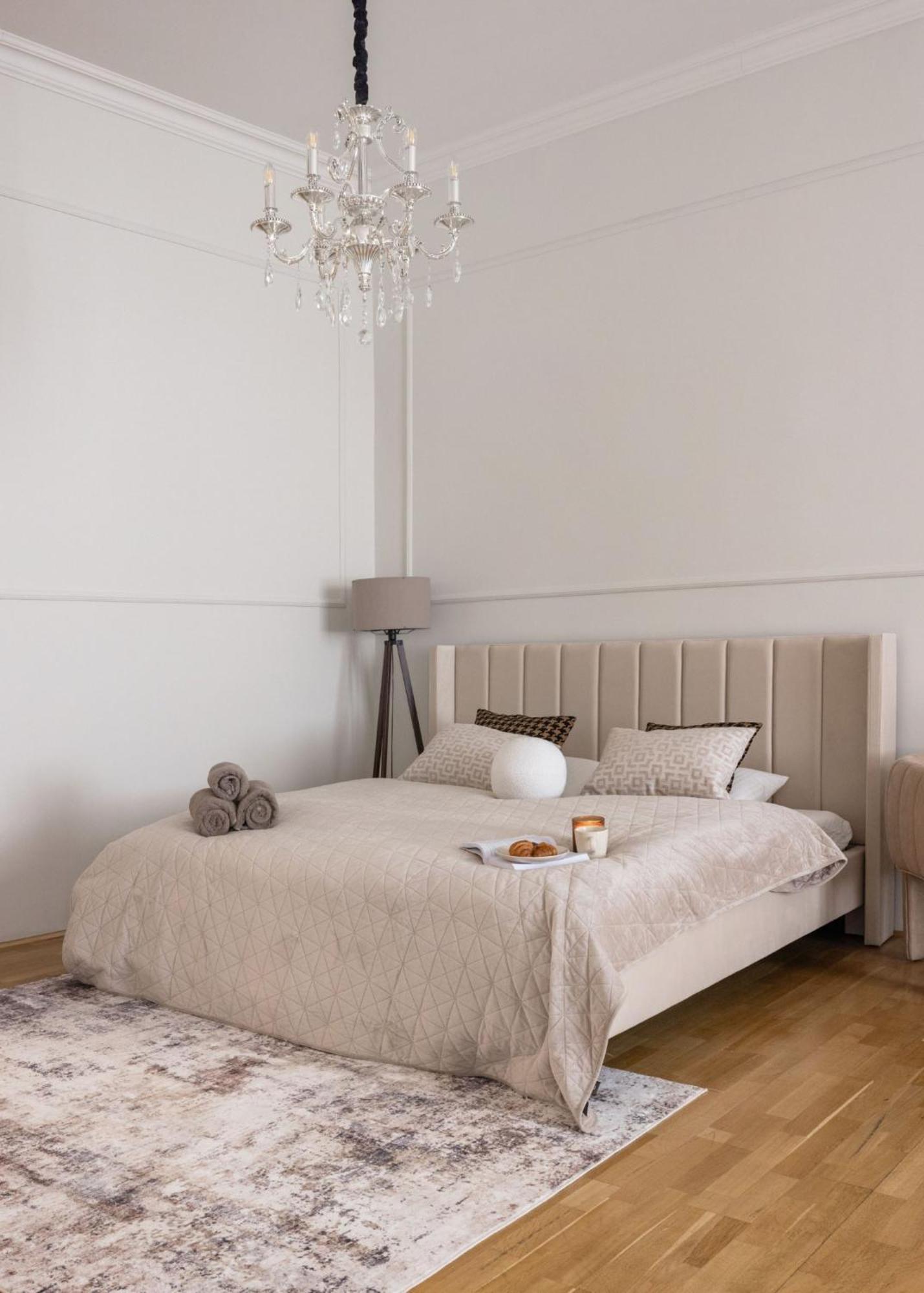 Timeless Elegant Apartment By Opera House Budapest Extérieur photo