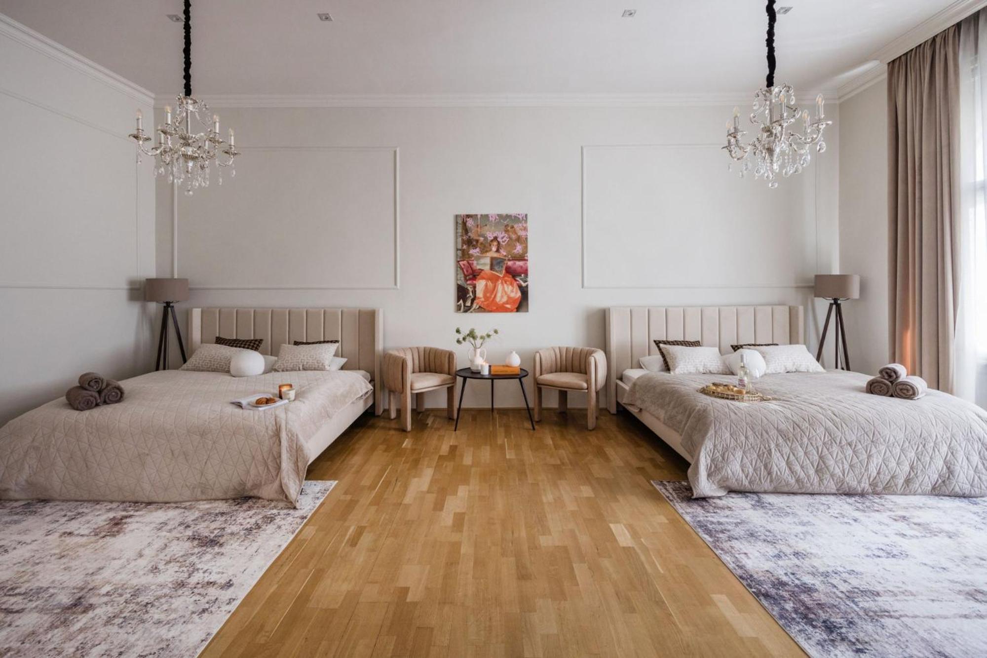 Timeless Elegant Apartment By Opera House Budapest Extérieur photo